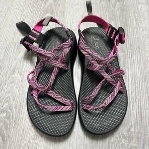 Big Kids Chacos Size 5